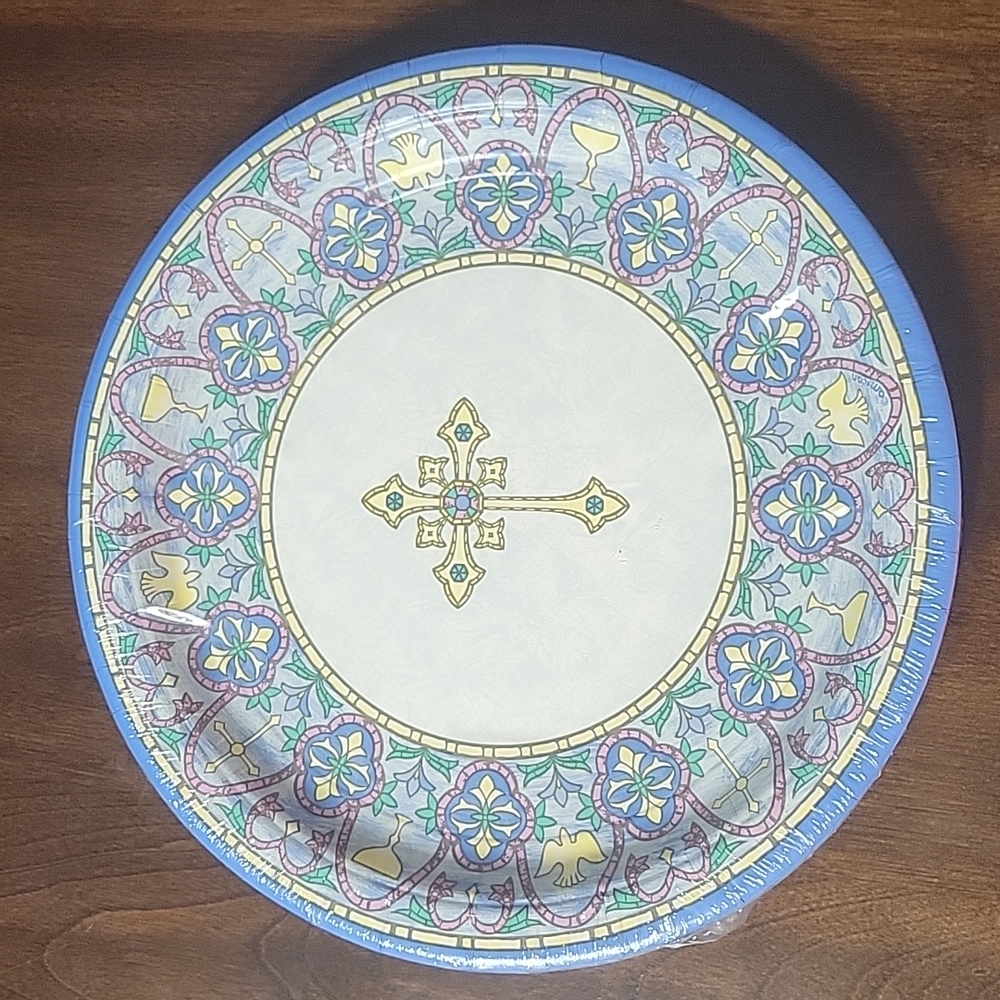 ⭐️💲2️⃣ ⭐️ NEW - Stained Glass Blue Paper Plates 10.5 Inch (Pkg 18)